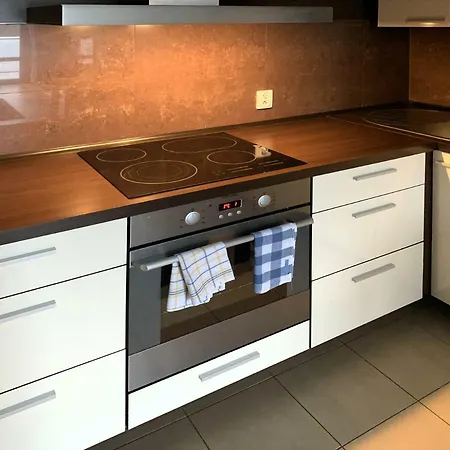 شقة Tit Aquarius *